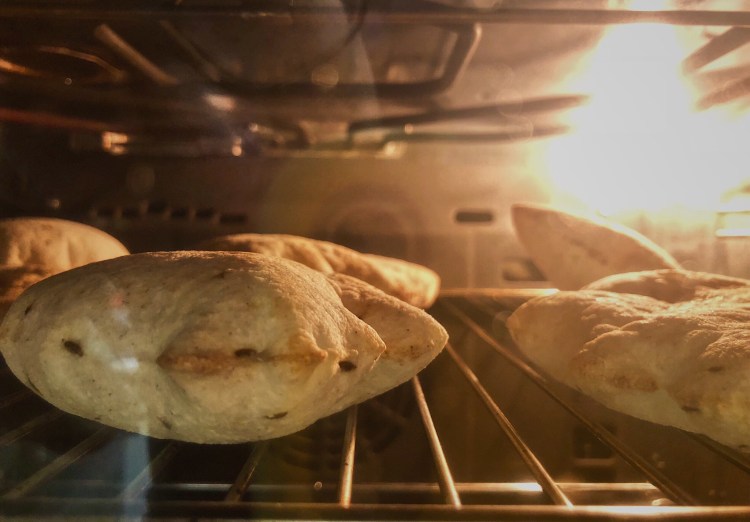 pan naan en el horno
