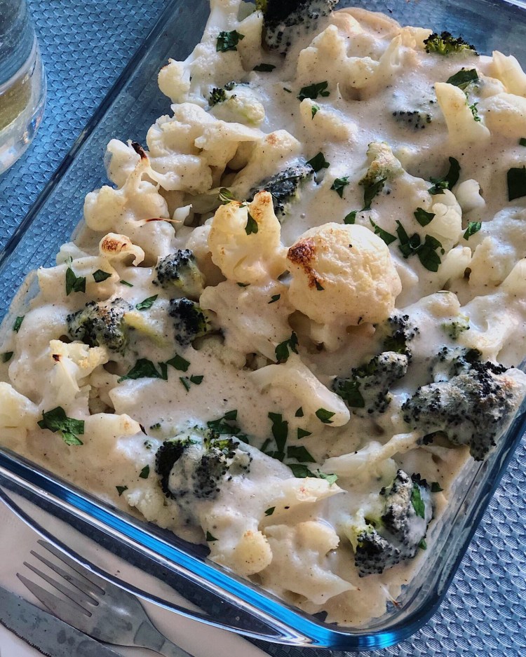 brocolí gratinado con salsa bechamel